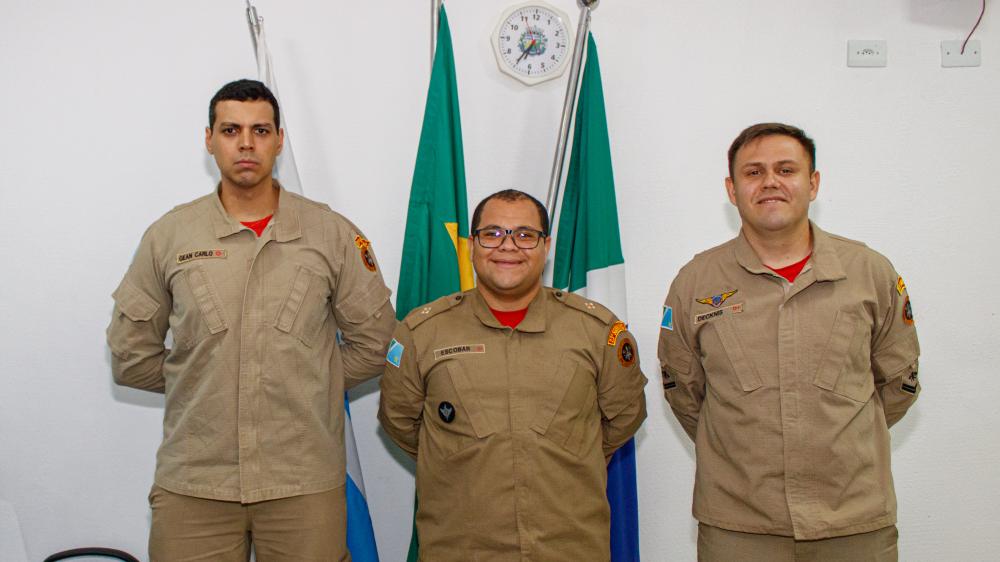 23º Subgrupamento de Bombeiros de Santa Rita do Pardo recebem homenagem por resgate de jovem. - Fotos: Leonardo Henrique.