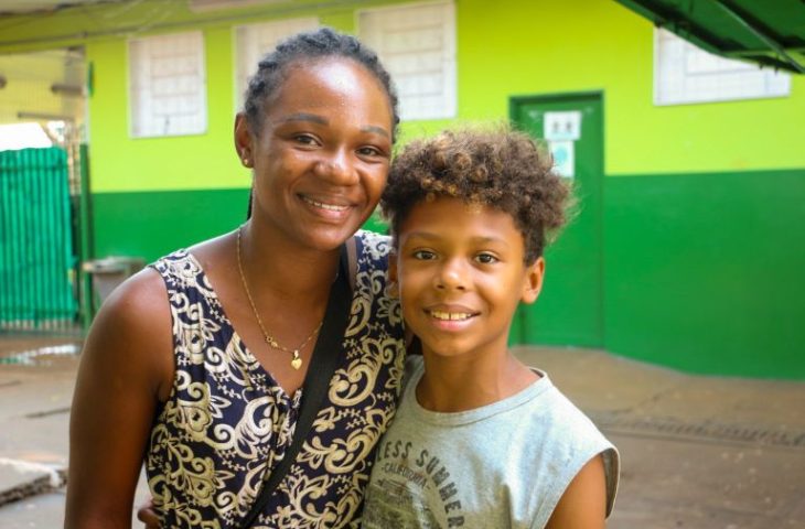 Moradora do Oliveira I, em Campo Grande, Mariana de Carvalho, 32 anos, é uma das 54 mil beneficiárias do programa Mais Social no estado