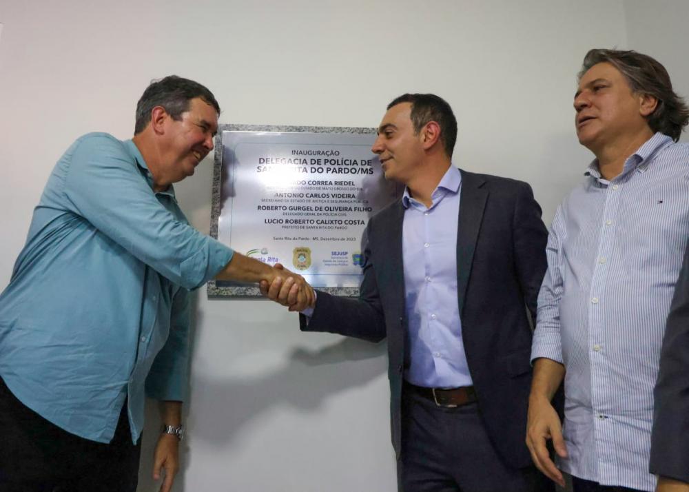 Solenidade de entrega da nova delegacia de Santa Rita do Pardo