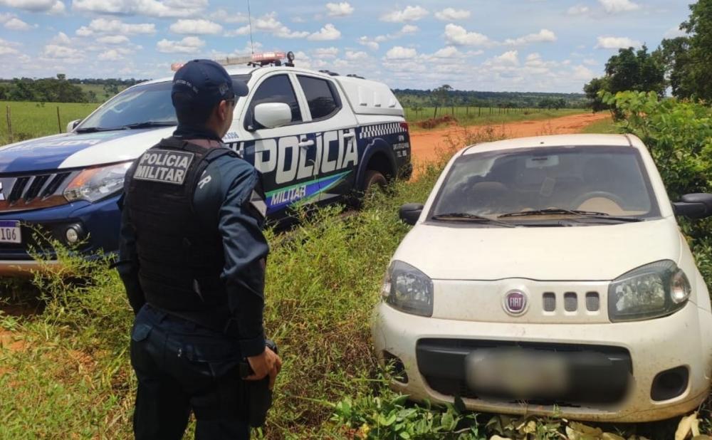 O carro é de propriedade de uma empresa de Telecomunicações
