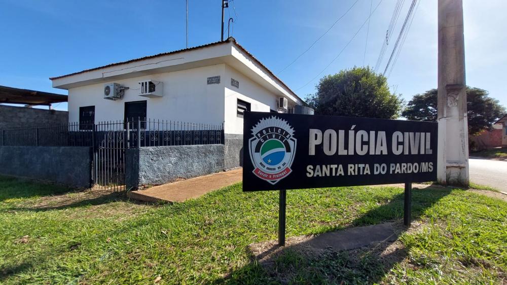 A vítima foi atacada com um pedaço de madeira pelas costas