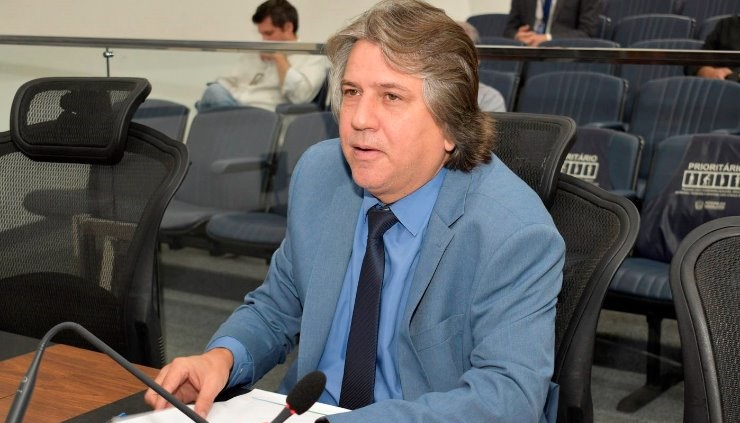 Autor da matéria, deputado estadual Caravina propõe homenagear mulheres instrumentistas do MS - Foto: Luciana Nassar