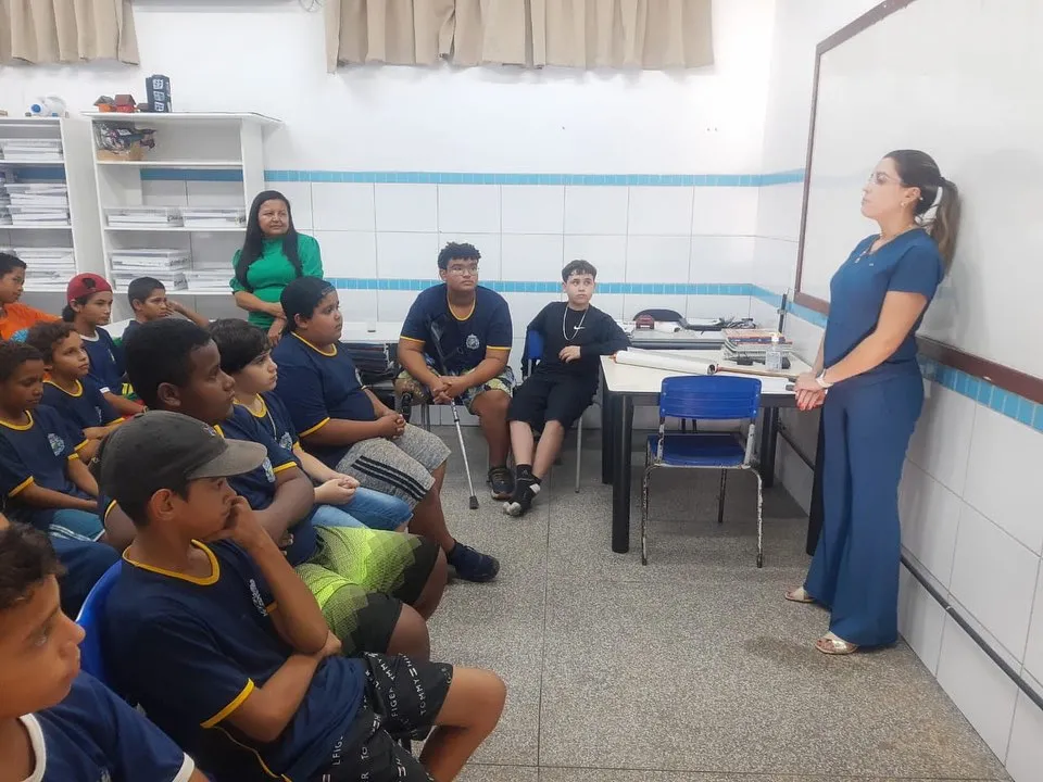 a iniciativa reuniu estudantes de diferentes séries para discutir os impactos do tabagismo na saúde e na qualidade de vida.