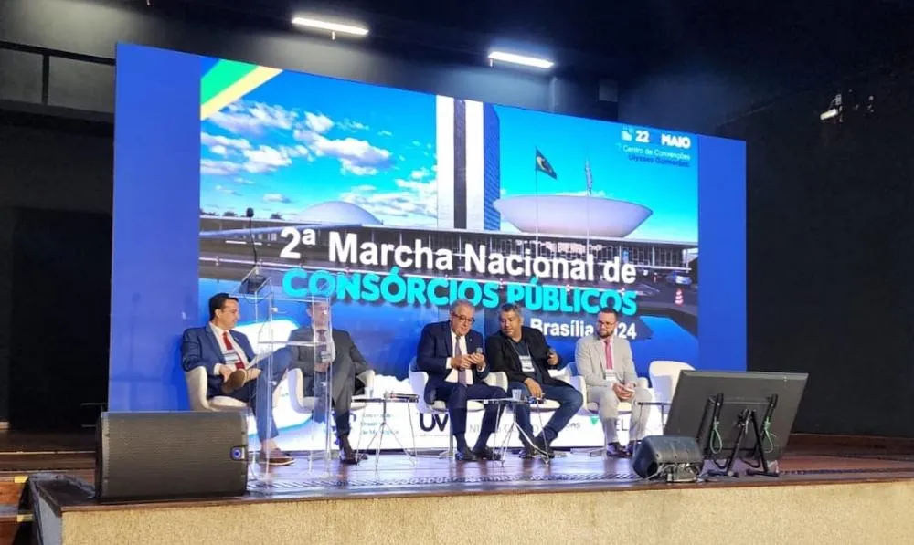 Dr. Lúcio Costa representou 14 municípios de MS no encontro