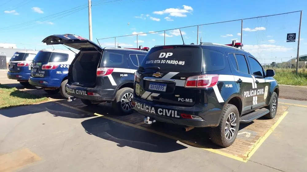 Os policiais interrogaram o suspeito, que acabou confessando o furto e foi encaminhado à Delegacia de Polícia Civil de Santa Rita do Pardo para as providências legais. - Foto: Jornal Cenário MS.
