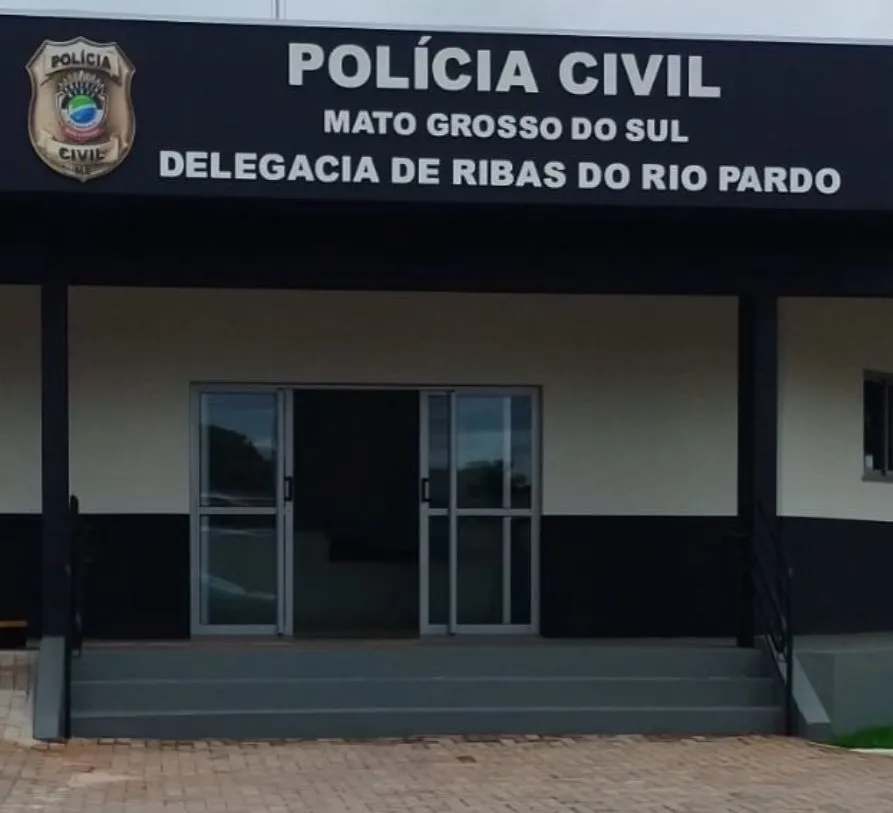 O homem foi levado à Delegacia de Polícia Civil de Ribas do Rio Pardo. - Foto: PCMS.