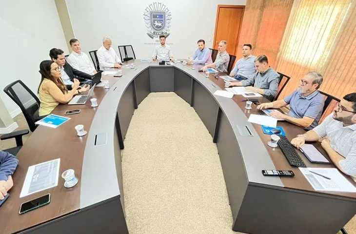 Durante o encontro, as unidades gestoras apresentaram o percentual de execução das entregas e receberam, por parte da Segem
