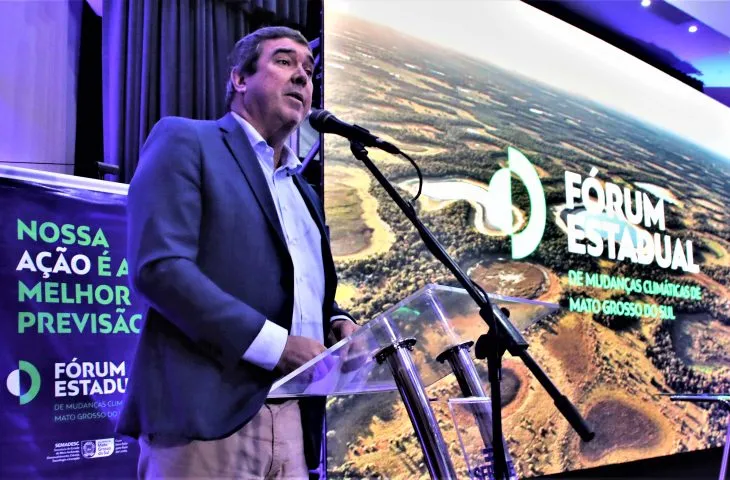 Governador Eduardo Riedel em evento regional para discutir as mudanças climáticas