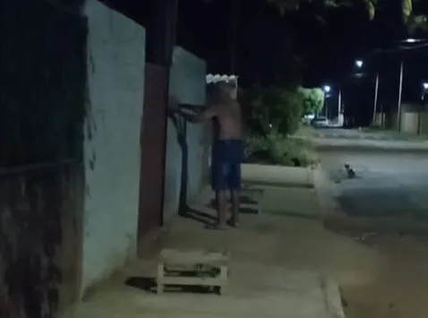 O.C., teria ameaçado seu vizinho, de 35 anos, com uma espingarda calibre 32. - Foto: Cenário MS.