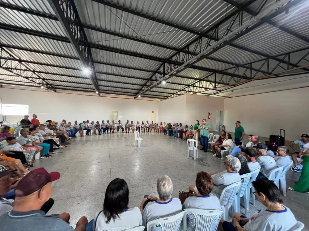 Prefeitura Municipal, por meio da Secretaria de Assistência Social, Trabalho e Habitação, realizou um encontro voltado à saúde mental dos idosos. - Foto: Ascom.
