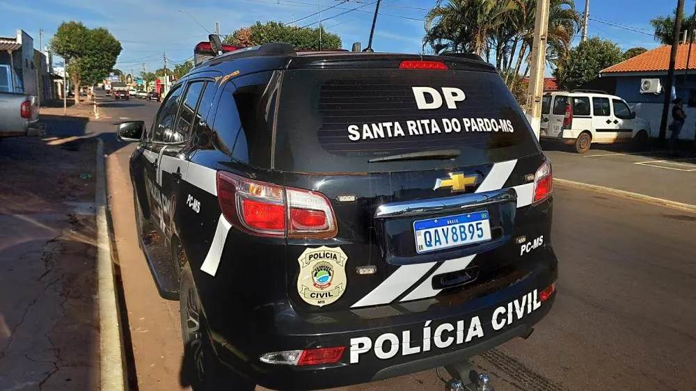 A Polícia Militar foi acionada e deslocou-se até o endereço indicado, na Rua Padre Tadeu Kolodziejczyk, no Centro da cidade. - Foto: Elenize Oliveira/Cenário MS.